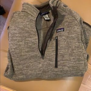 Patagonia half zip sweater